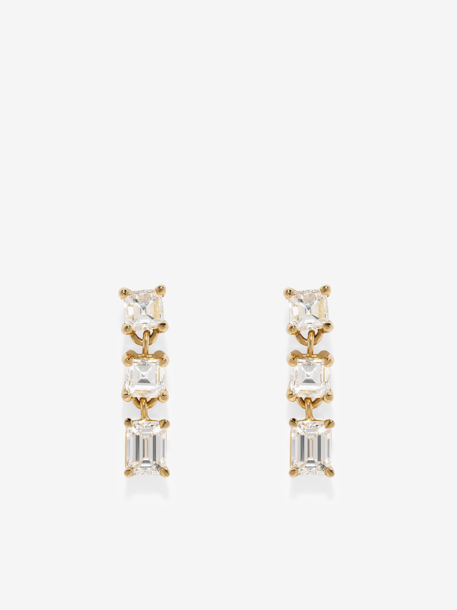 Illusion Carre Diamond Earrings